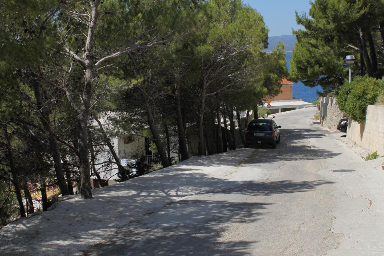 Apartments And Rooms With Parking Space Brela, Makarska - 6895 Esterno foto